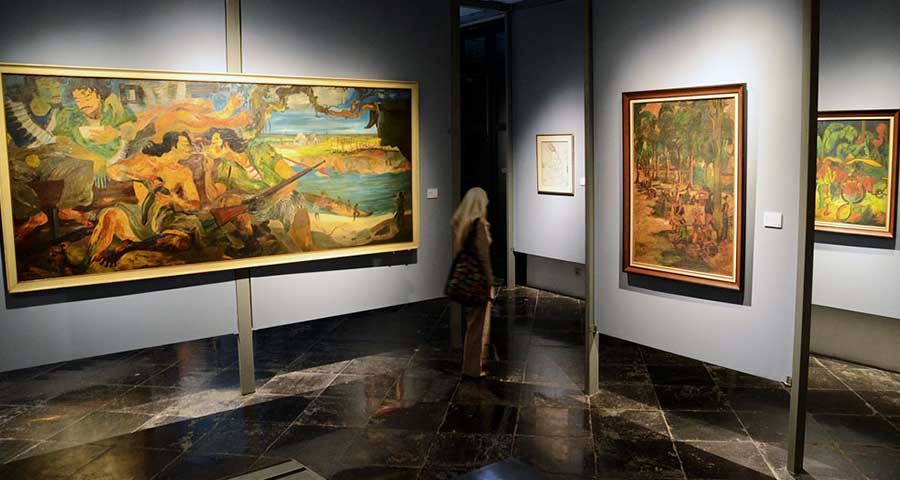 koleksi lukisan museum seni rupa dan keramik