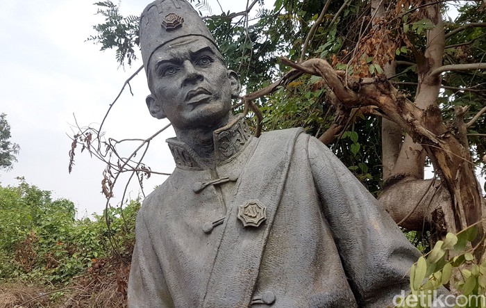 Patung Sultan Ageng Tirtayasa (sumber: detik News)