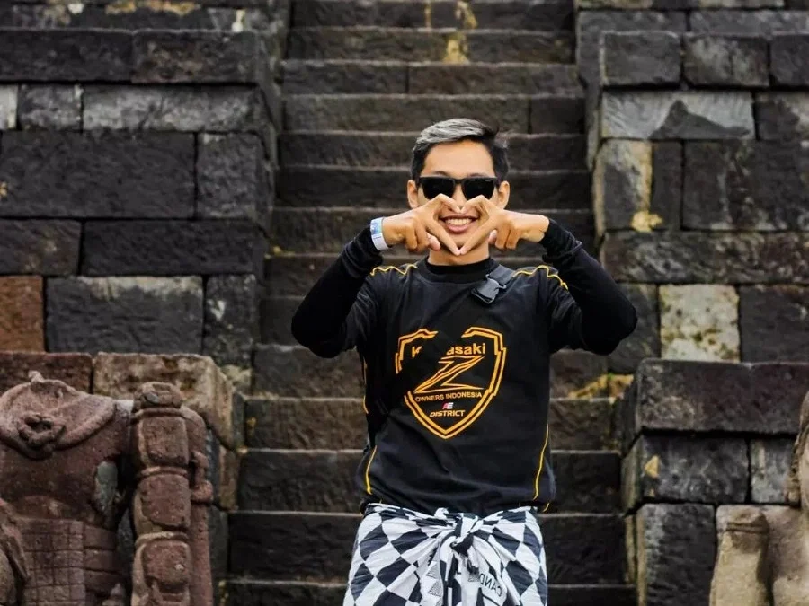 Mitos Pacaran di Candi Cetho (Sumber: @friandsptr on Instagram)