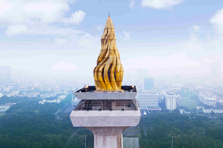 Puncak Tugu Monas