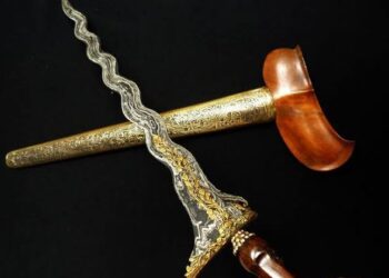 Keris (sumber: Jejak)