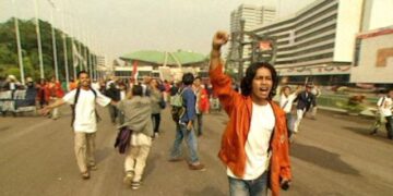 Tragedi Trisakti 1998: Kronologi, Penyebab, & Dampaknya (sumber: BBC)