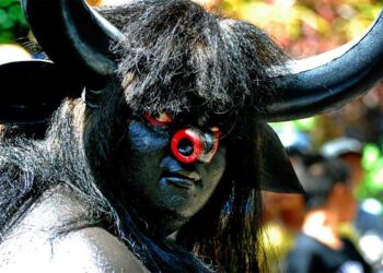 Kebo-keboan, Salah Satu Contoh Upacara Adat Jawa Tengah (sumber: Good News From Indonesia)