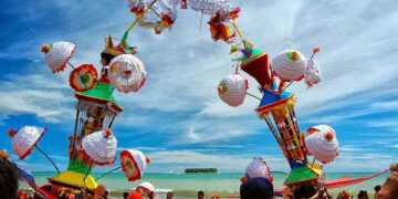 Upacara Tabuik, Tradisi Khas Masyarakat Sumatera Barat (sumber: Info Budaya)