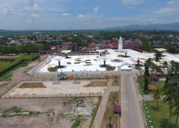 Keraton Surosowan : Sejarah, Arsitektur & Fungsinya